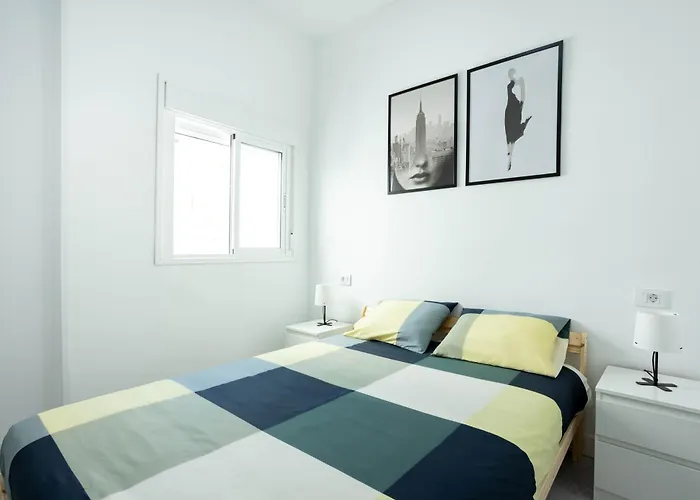 Atico Con Terraza